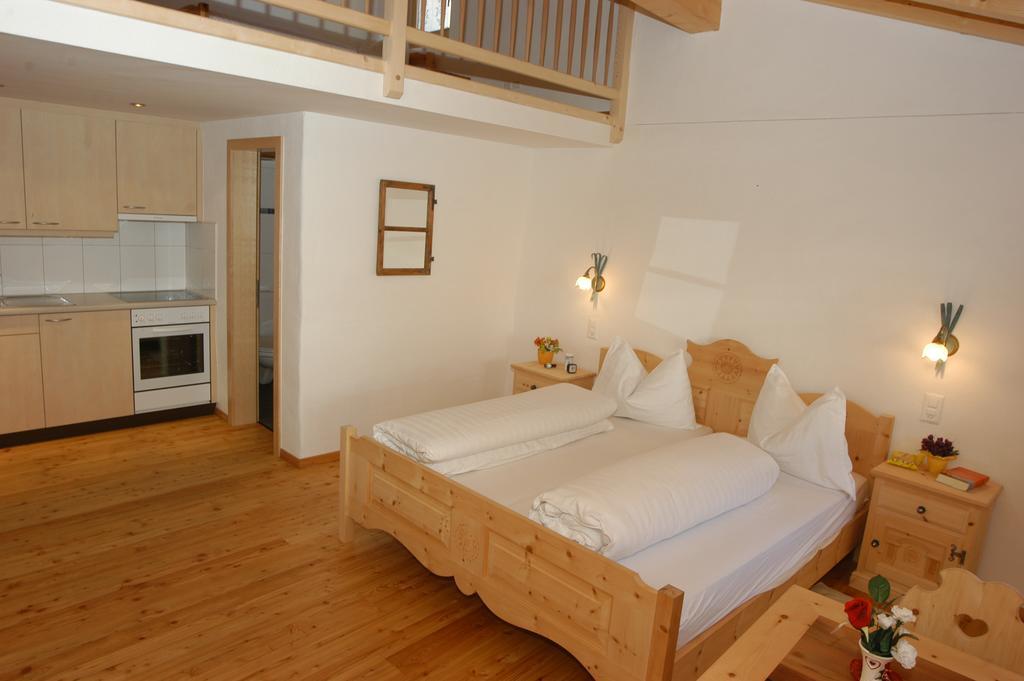 Apartamento Crusch Alba Auf Der Strassenseite Sta Maria Santa María Val Mustair