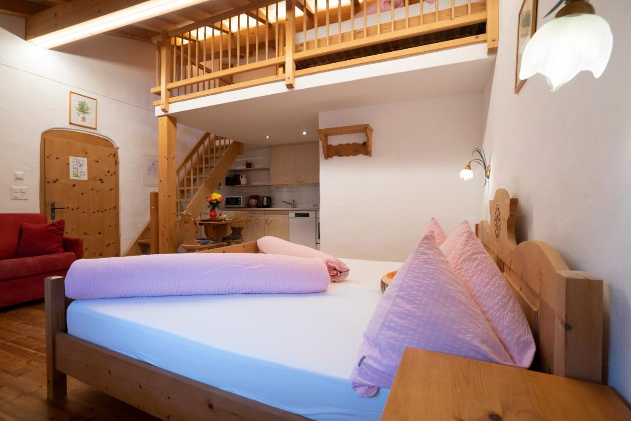Crusch Alba Auf Der Strassenseite Sta Maria Apartamento *