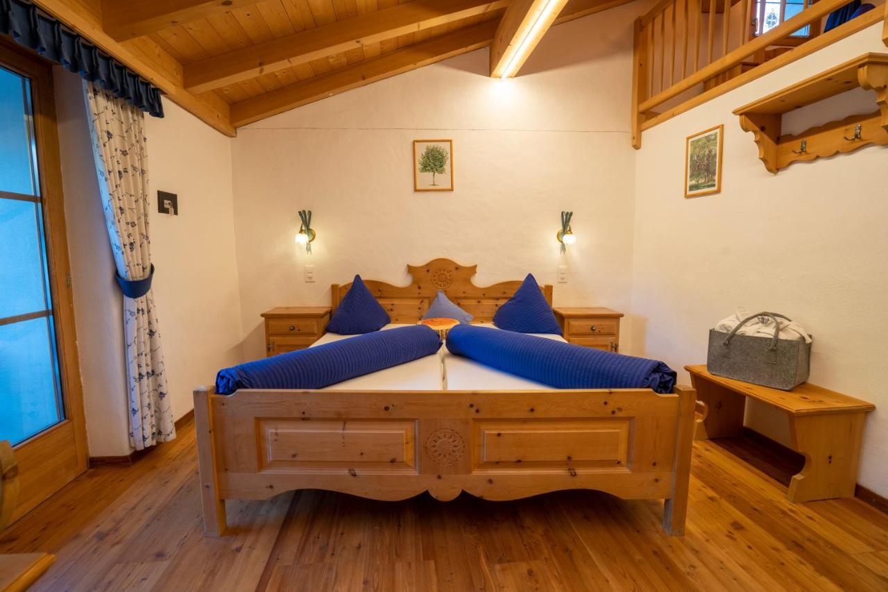 Apartamento Crusch Alba Auf Der Strassenseite Sta Maria